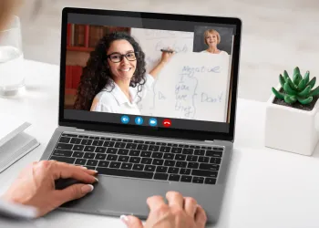 Online İngilizce Kursu Etkili mi?