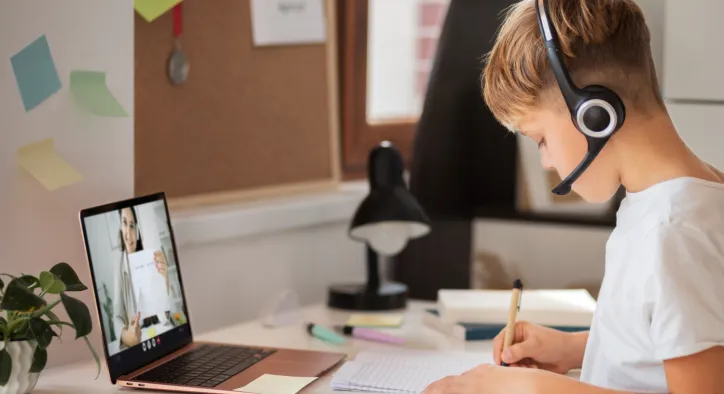 Çocuklar İçin İngilizce Kursu Seçimi: Geleceği Şansa Bırakmayın